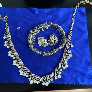 Coro vintage choker - with bracelet and earrings